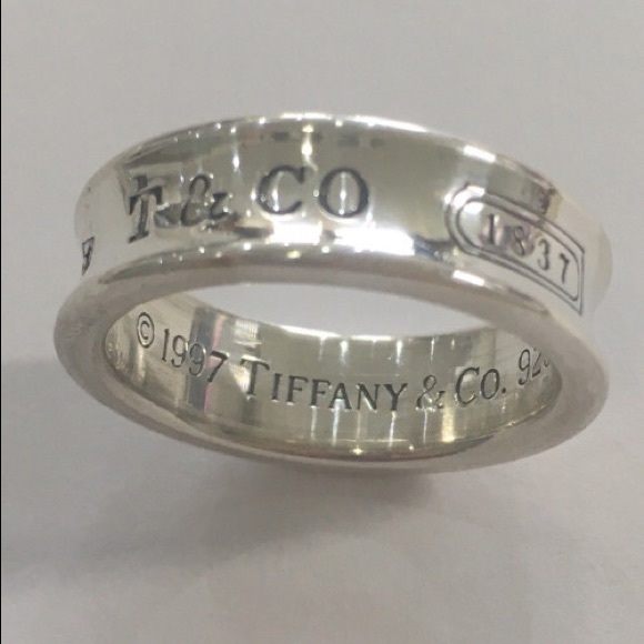 Tiffany & Co. Jewelry - Tiffany&Co embossed silver ring size 7, worn once